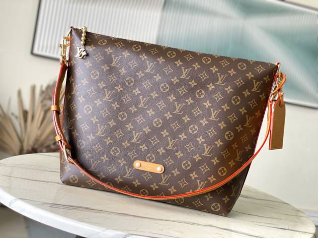 Top-Grade Original M14018 This Vagabond Hobo Handbag Is Crafted From Soft Monogr
