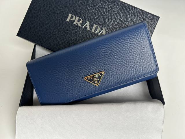 P-Brand Women's Flip-Top Leather Wallet, Model 1Mh132, Sapphire Blue, Imported C