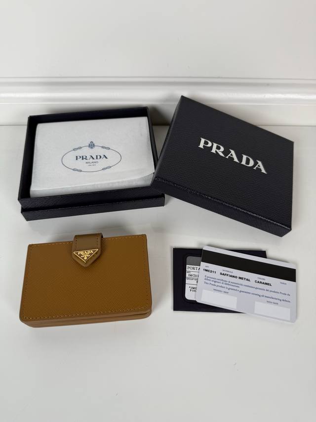 P-Brand Latest Triangular Micro-Logo Card Case, Model 1Mc211, Perfect Combinatio
