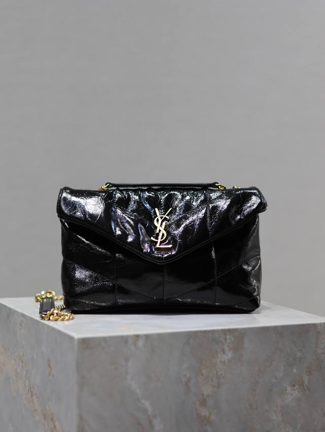 Black With Gold Buckle Oil-Waxed Leather Double Chain Loulou Puffer Mini_Mini-Si