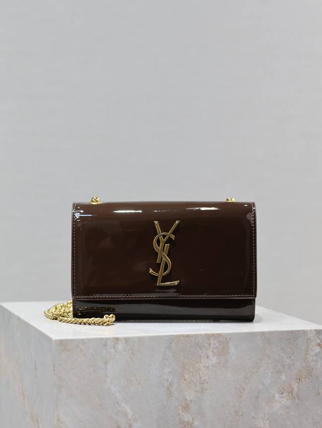 Eternal Classic Red Lacquered Leather_ Kate 20Cm Latest Size From The Counter, N