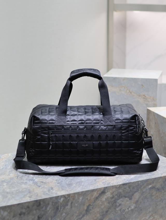 Checkered Nylon Travel Handbag Durable And Sturdy Polished Nylon Fabric, Woven H