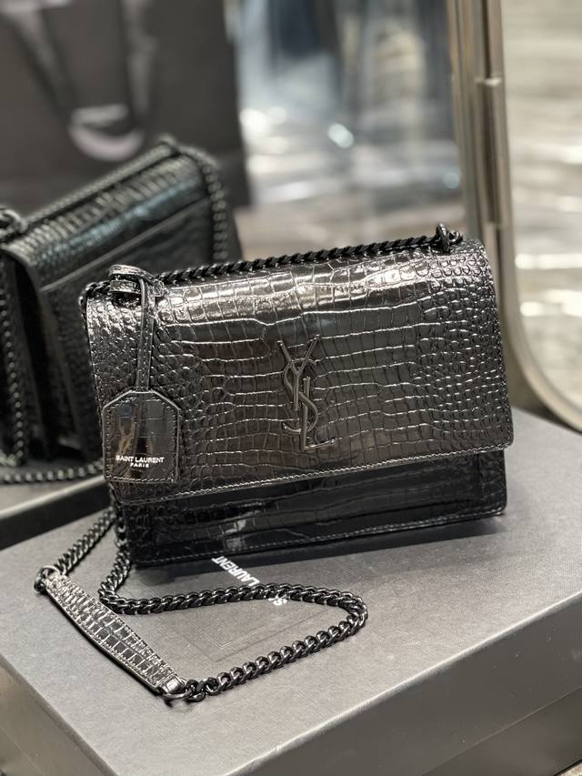 Black Black Buckle# Unbeatable Classic Crocodile Pattern Sunset Bag! Despite Bei