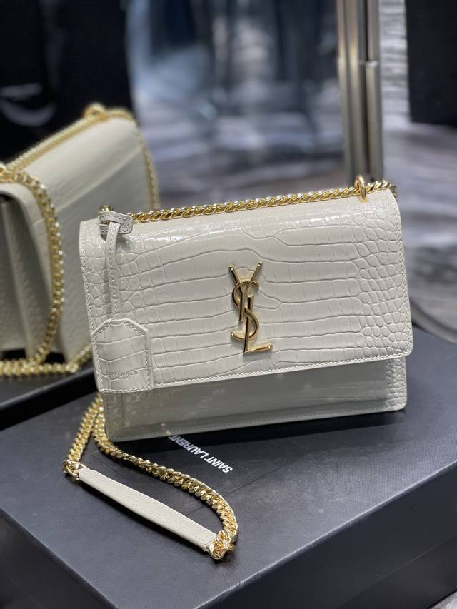 White Gold Buckle# Unbeatable Classic Crocodile Pattern Sunset Bag! Despite Bein
