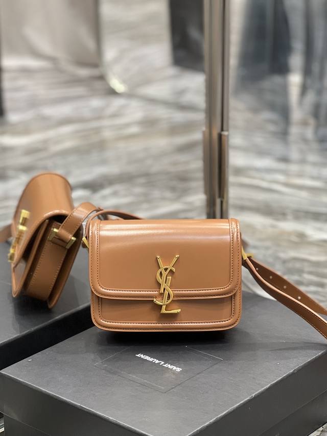 Earth Yellow With Gold Buckle_19Cm A Must-Have Hit, It Has Already Taken The Fas