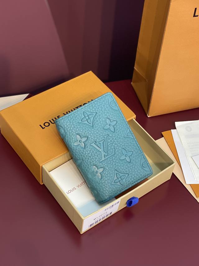 M13973 New Green! Made From Full-Grain Taurillon Leather, This Pocket Wallet Fea