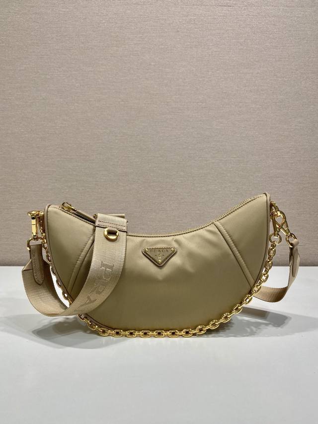 Comes With Full Packaging, New Crescent-Shaped Bag 1Bh222 Multifunctional This R