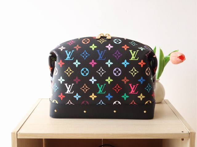 M13743 Three-Color Makeup Bag Crafted From Monogram Denim Fabric In A Trendy, Ca