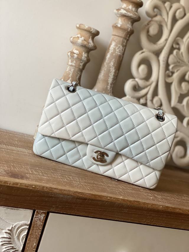 Gradient Cf Bulk Orders Have Shipped. Each Bag Features A Unique Combination, En