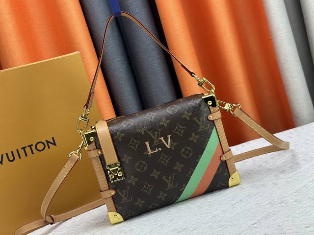Authentic Development Side Trunk Pm Handbag M46358 Vintage Stripes A Soft Silhou