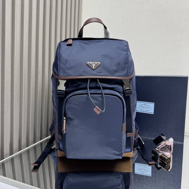 Authentic Grade Top-Grade Original Prada New Arrival Parachute Backpack Classic