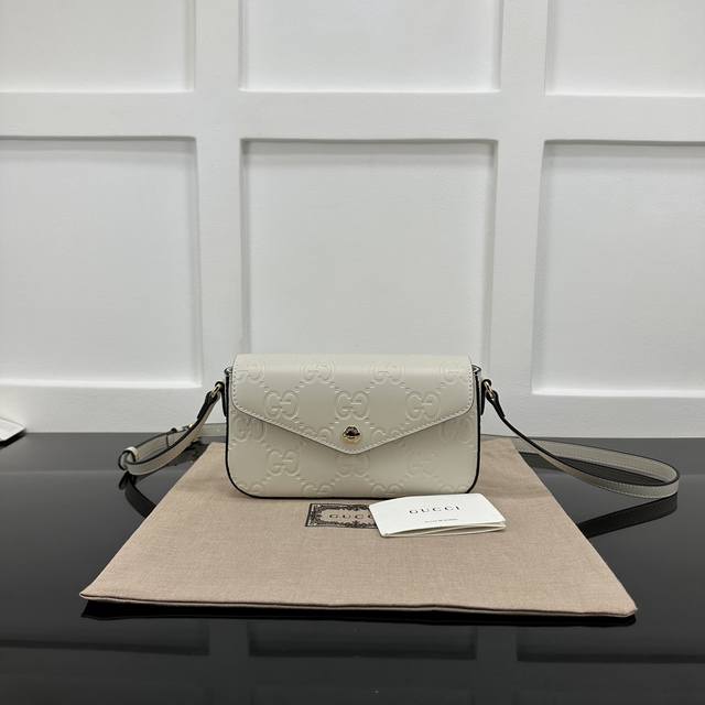 Authentic Grade Gucci New Arrival, Top-Tier Original Factory Quality, Genuine Le