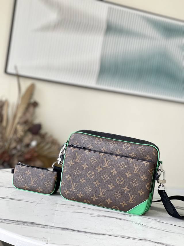 Top-Tier Original M46266 Green This Trio Messenger Bag Is Crafted From Monogram