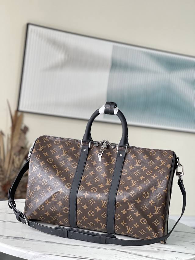 Top-Tier Original Factory M56711 Vintage Black Leather, Spacious Capacity, And F