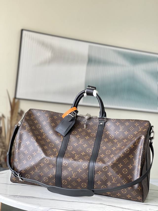 Top-Tier Original Factory M56714 Vintage Black Leather, Spacious Capacity, Flexi