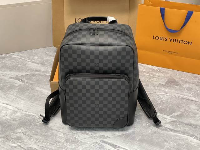 Top-Tier Authentic M45335 Black Check Backpack Series Dean Backpack Features Cle