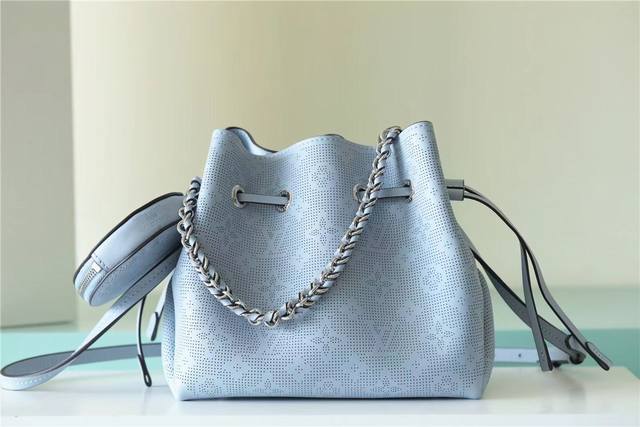 Top-Grade Original Factory Blue This Bella Bucket Bag With A Coin Pouch Is Craft