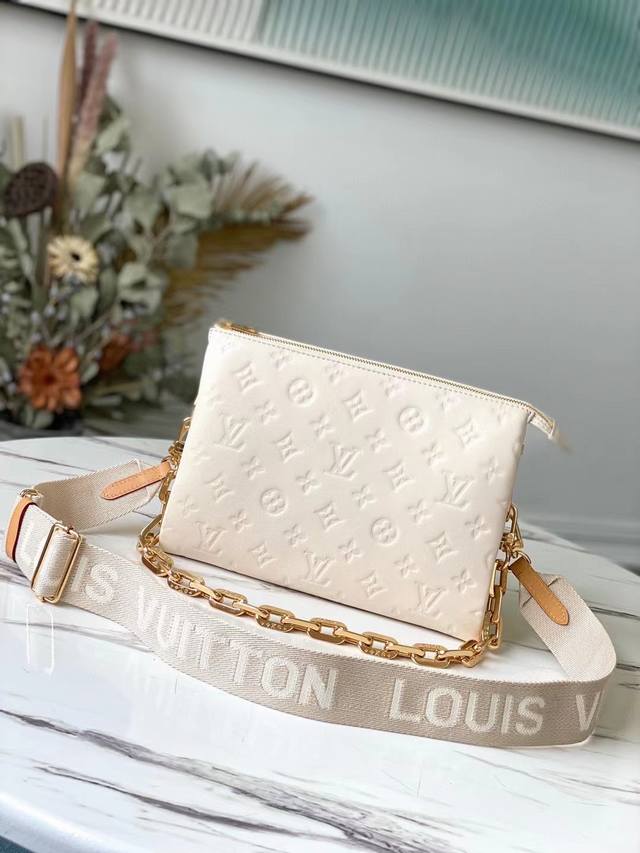 Top-Tier Original M57793 Cream-White Coussin Small Handbag Shines Brightly At Th