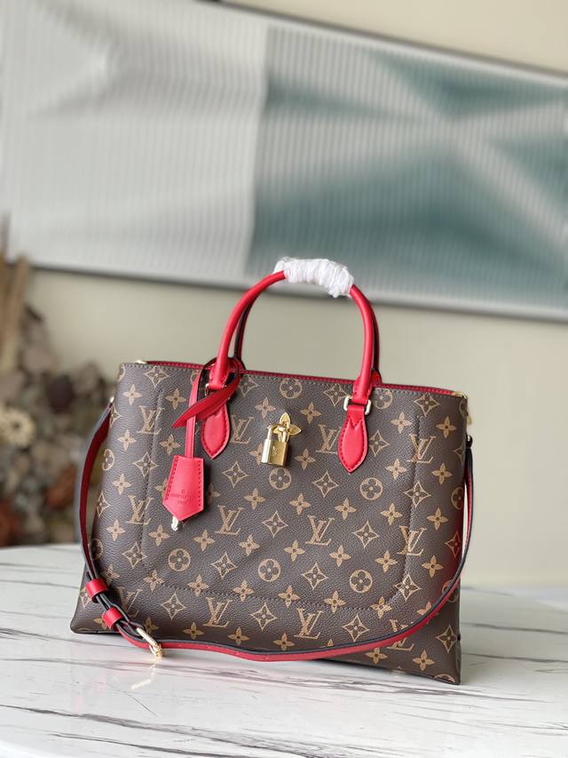 Top-Tier Original M43553 Poppy Red This Practical Tote Bag Features A Gold-Tone