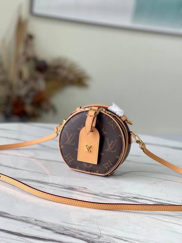Top-Grade Original M44699 Mini Boite Chapeau Handbag Features Monogram-Coated Ca