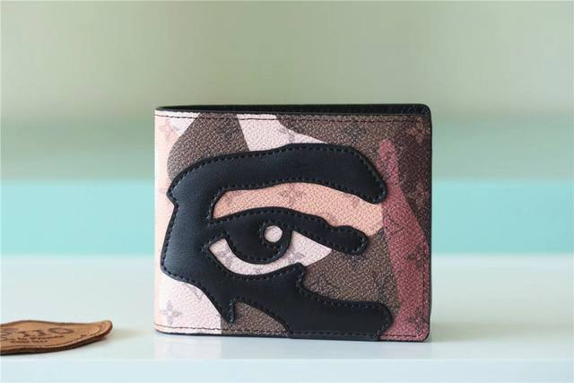 Top-Quality Original Short Wallet Featuring The