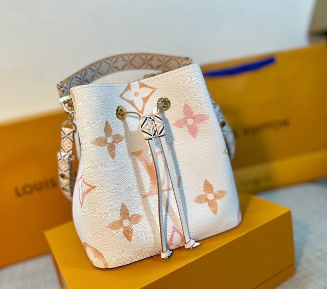 Top-Tier Original Factory Replica Of The New M22986 In Apricot. This Neono