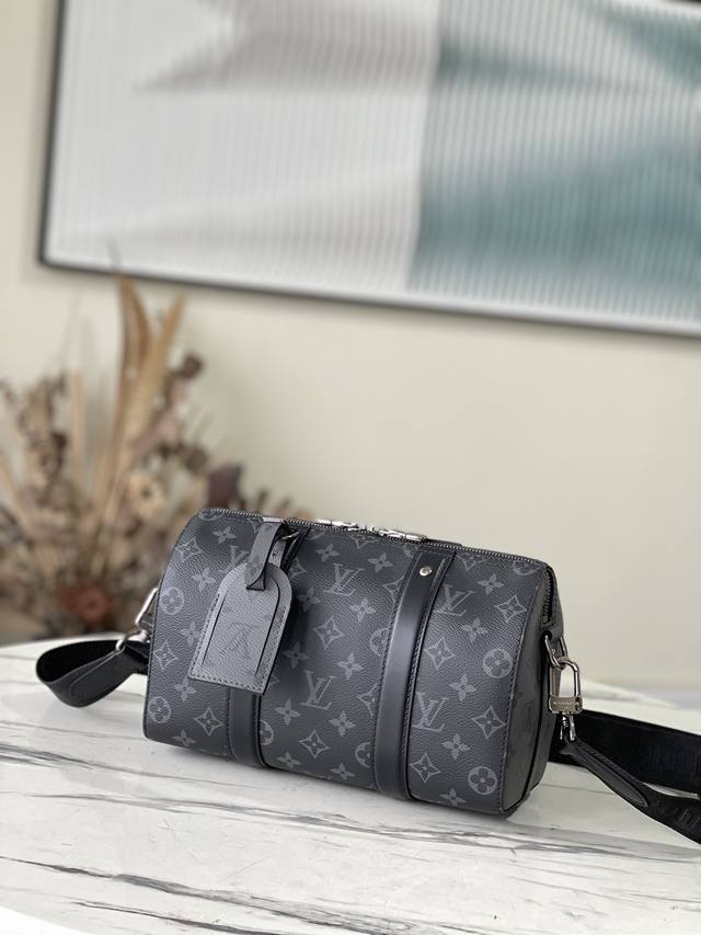 Top-Quality Original M45936 Keepall Travel Bag Condensing The Classic Silhouette