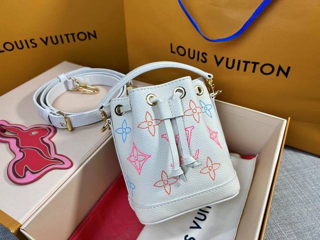 Top-Tier Authentic M23088 Off-White Embroidered Thread Mini Bucket Bag Series Th