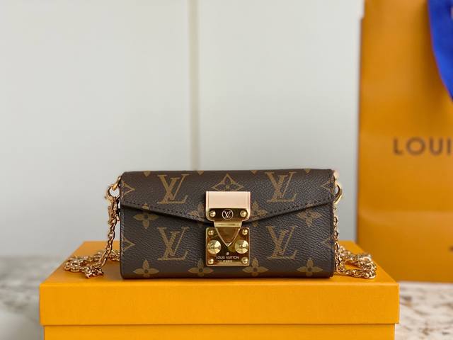 Top-Tier Original Factory M00991 Vintage Chain Bag Series Bitsy Pouch Keychain L