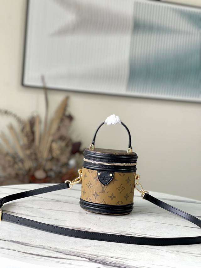 Top-Tier Original M43986 Mini As A Runway Model, Its Stunning Design Is Unquesti