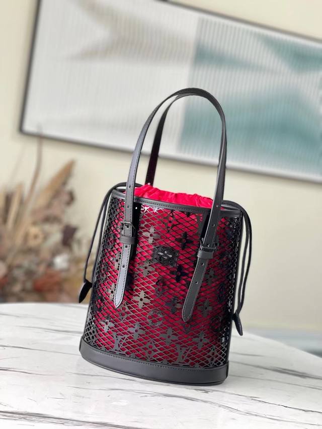 Top-Tier Original Factory M20352 Bucket Small Handbag Features Nicolas Ghesqui