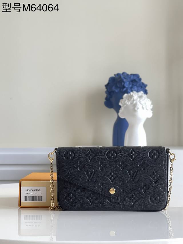 Top-Tier Authentic Piece, Exclusive Real-Life Photos. M64064 Black M61276 Pochet