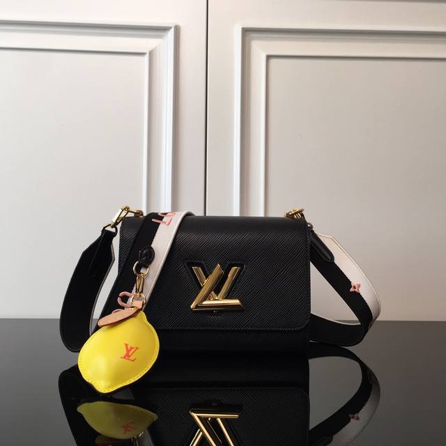 Top-Tier Original M20680 Black This Twist Medium-Sized Handbag Is Crafted From E