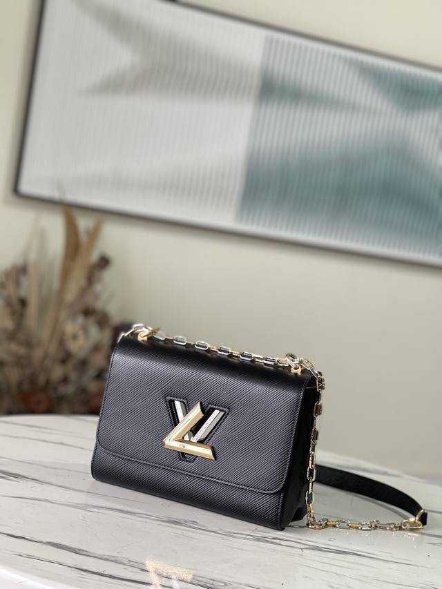 Top-Tier Original M21025 Black This Twist Medium-Sized Handbag Is Crafted From E
