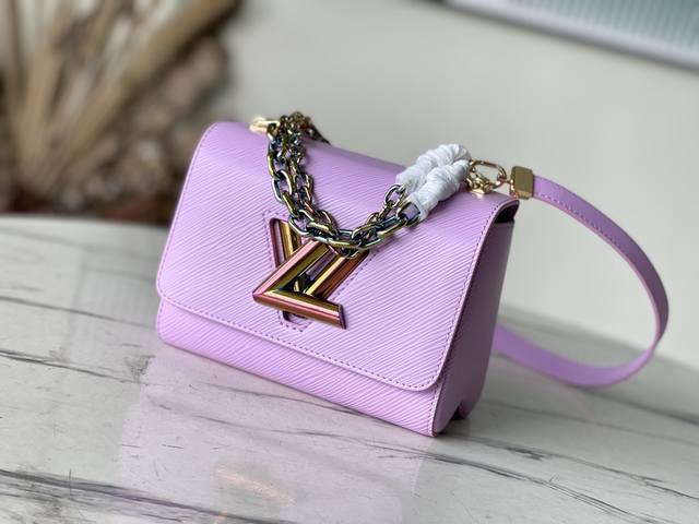 Top-Tier Original M22098 Purple Rose Red 50332 Rose Red Chain This Twist Handbag