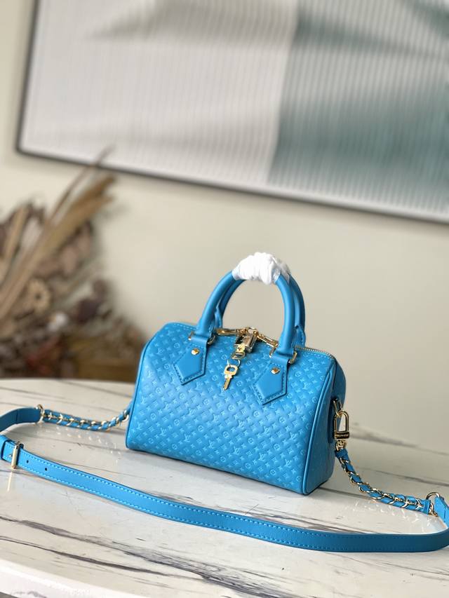 Top-Tier Genuine Leather M22596 Blue From The Nanogram Special Series Speedy 20