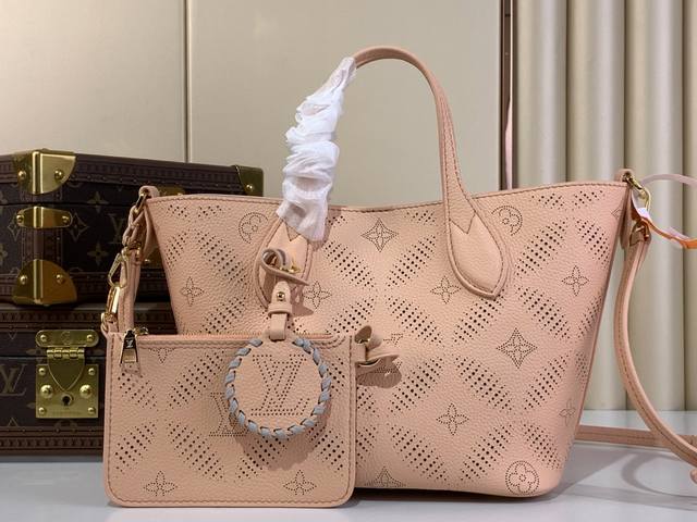 Top-Tier Original M13839 Milkshake Pink Blossom Small Handbag Crafted From Perfo