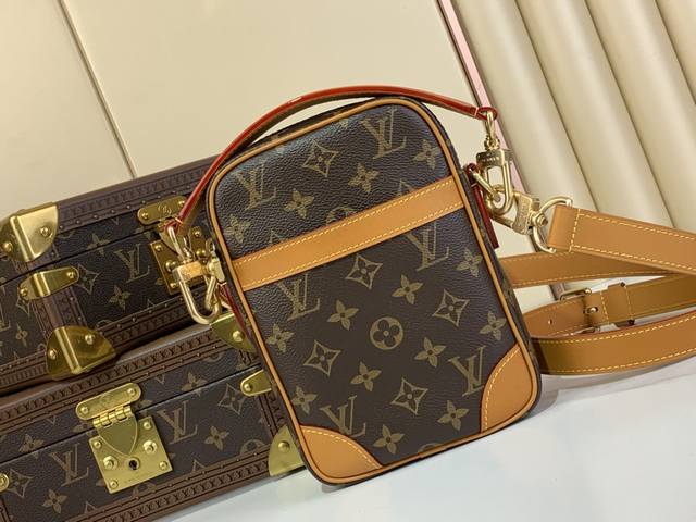 Top-Grade Original Danube Handbag M1 3 Yellow Leather The Danube Crossbody Bag I