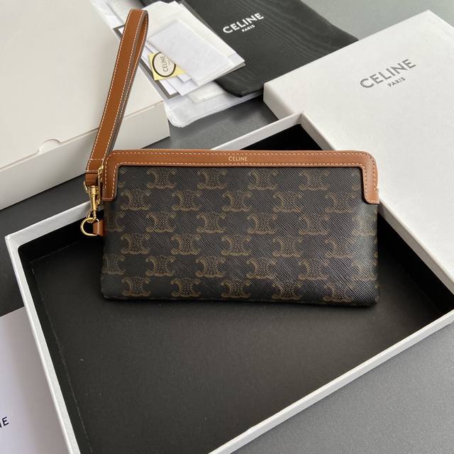 Premium Stainless Steel Hardware, Genuine Leather Triomphe Signature Print Handb