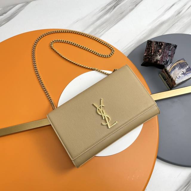 24# Original Design Caviar Gold Hardware If A Girl Wants To Buy A Bag That's Cla