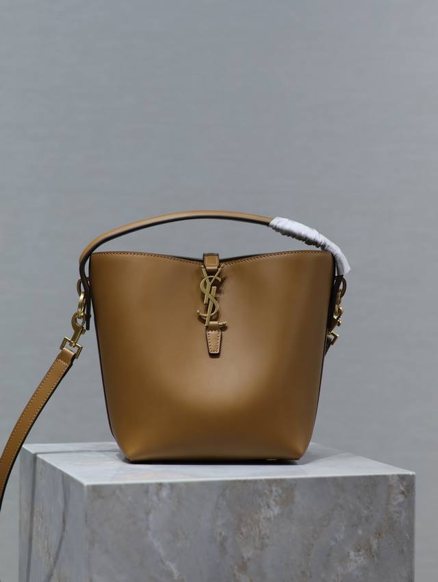 Earth Yellow Le 37 Small Bucket Bag_ Super Stylish Bucket Bag With Handle_ New D