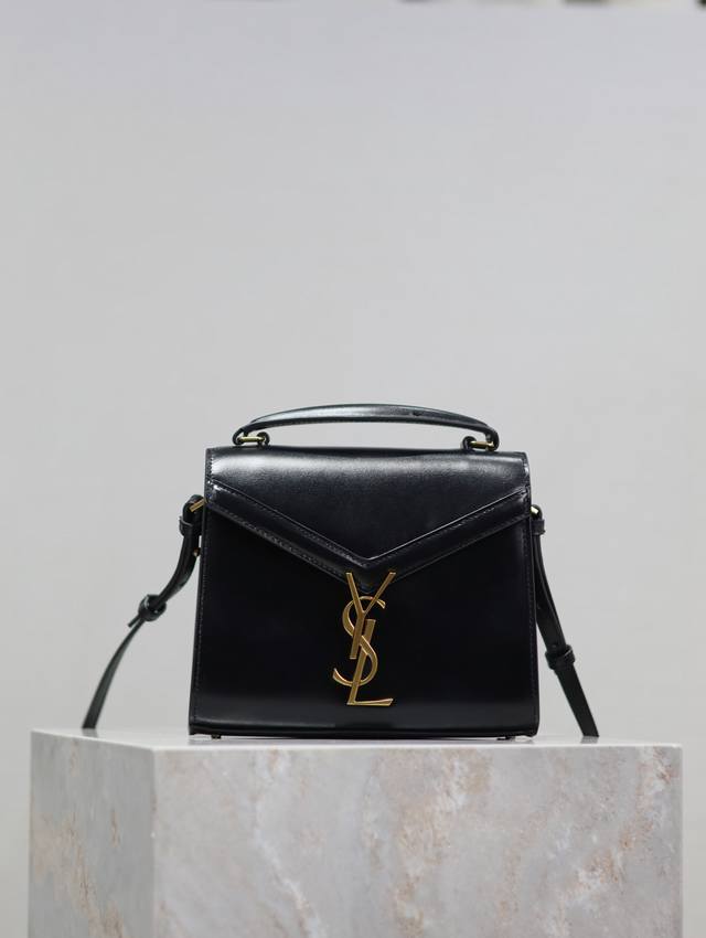 Black Gold Buckle Toothpick Pattern Cassandra Mini Handbag!The Unique Design Of