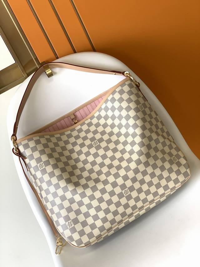 M50156 Delightful Vintage-Inspired Shopping Bag! Spend Your Weekdays In The City