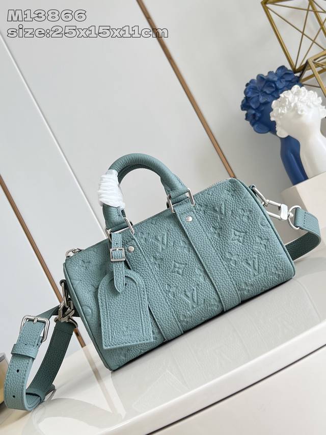 Factory Price P Top-Tier Authentic M13866 This Keepall Bandouli