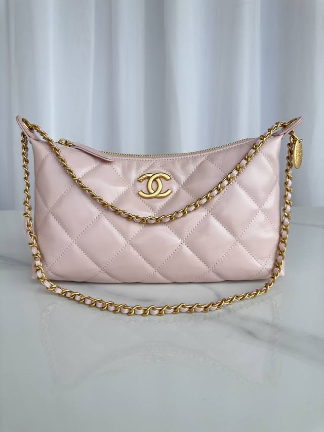 Brand: Chanel Model: As5528 Description: Authentic Quality, Classic Design, At T