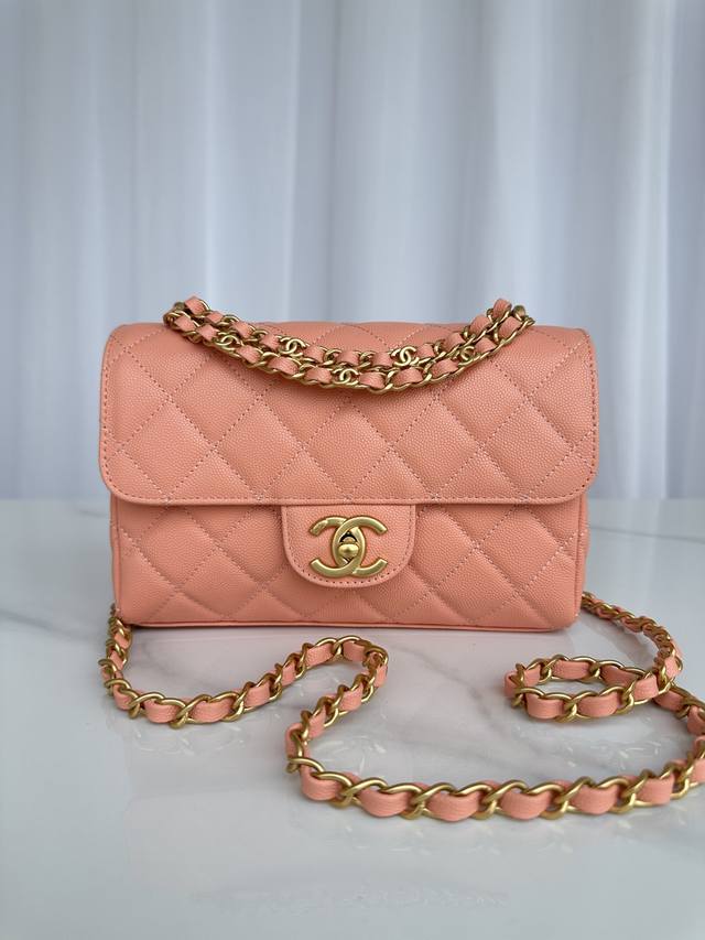 Brand: Chanel Model: As5240 Description: Authentic Quality, A Classic Masterpiec