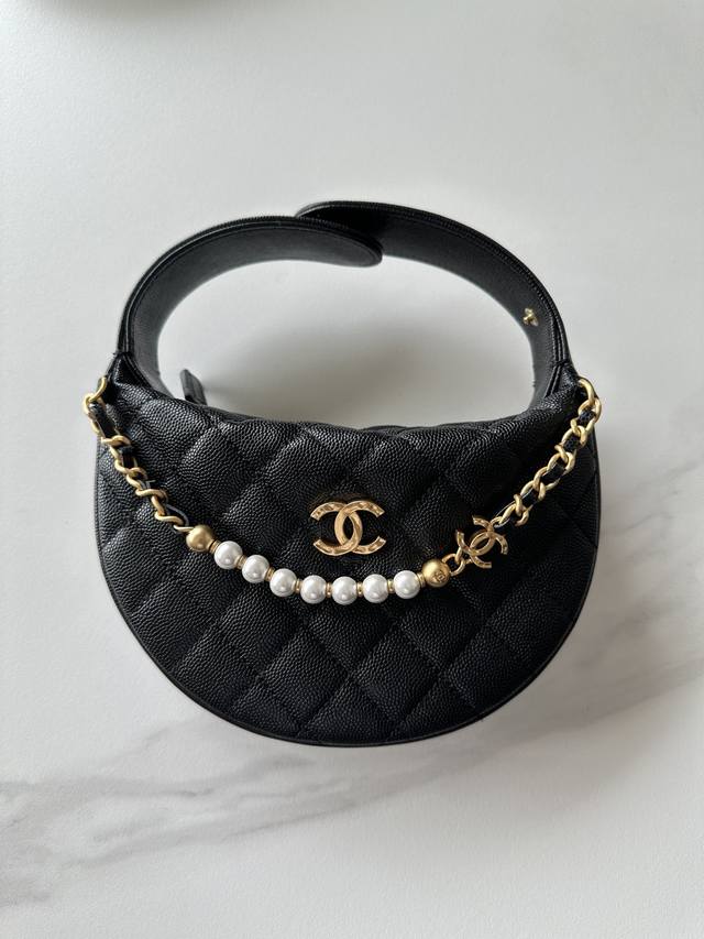 Brand: Chanel Model: A P5960 Description: Authentic Quality, Classic Design, Ble