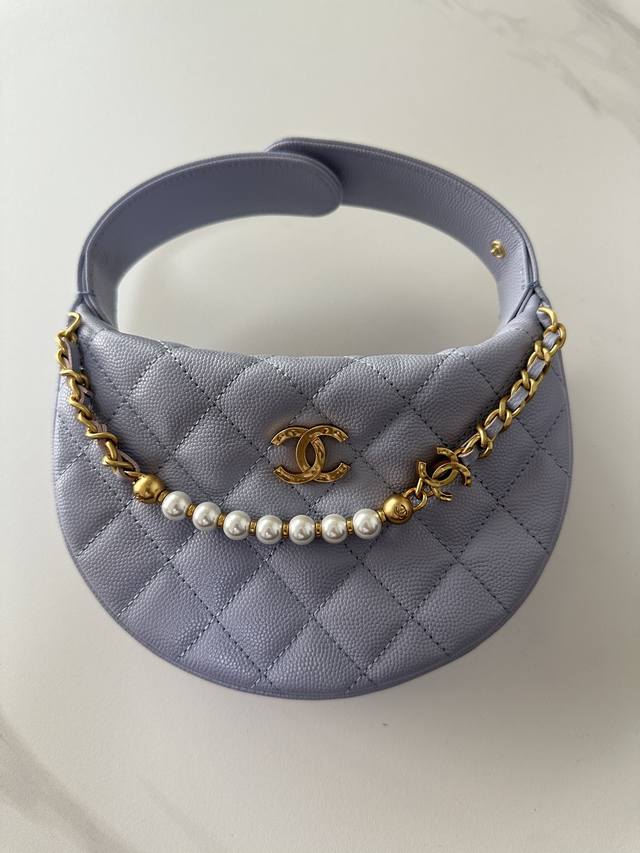 Brand: Chanel Model: A P5960 Description: Authentic Quality, A Classic Masterpie