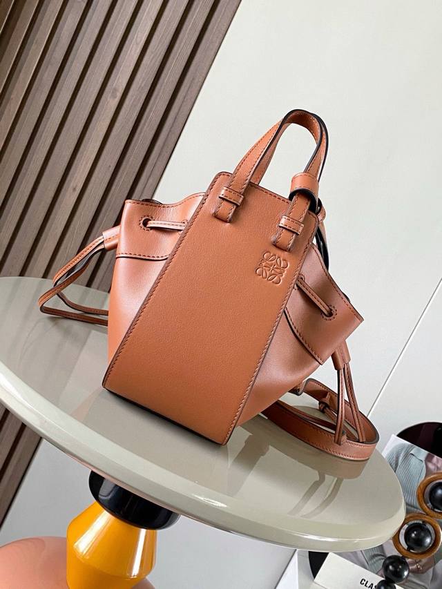 Mini Soft Grained Calf Leather Hammock Drawstring Bag A Versatile Handbag With S