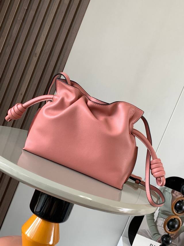 Mini Fortune Bag 23Cm New Napa Leather Flamenco Clutch Bag The Fortune Bag Featu